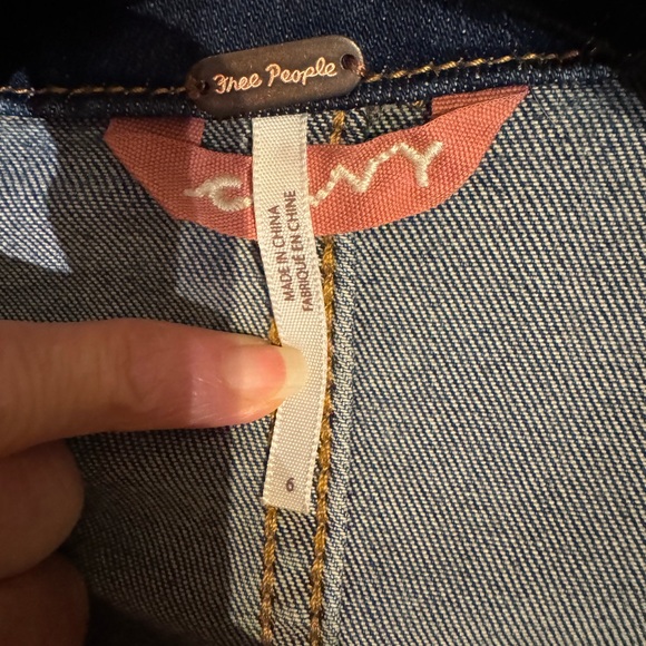 Free People Denim shorts Utility Romper – Size 6 - Picture 8 of 9